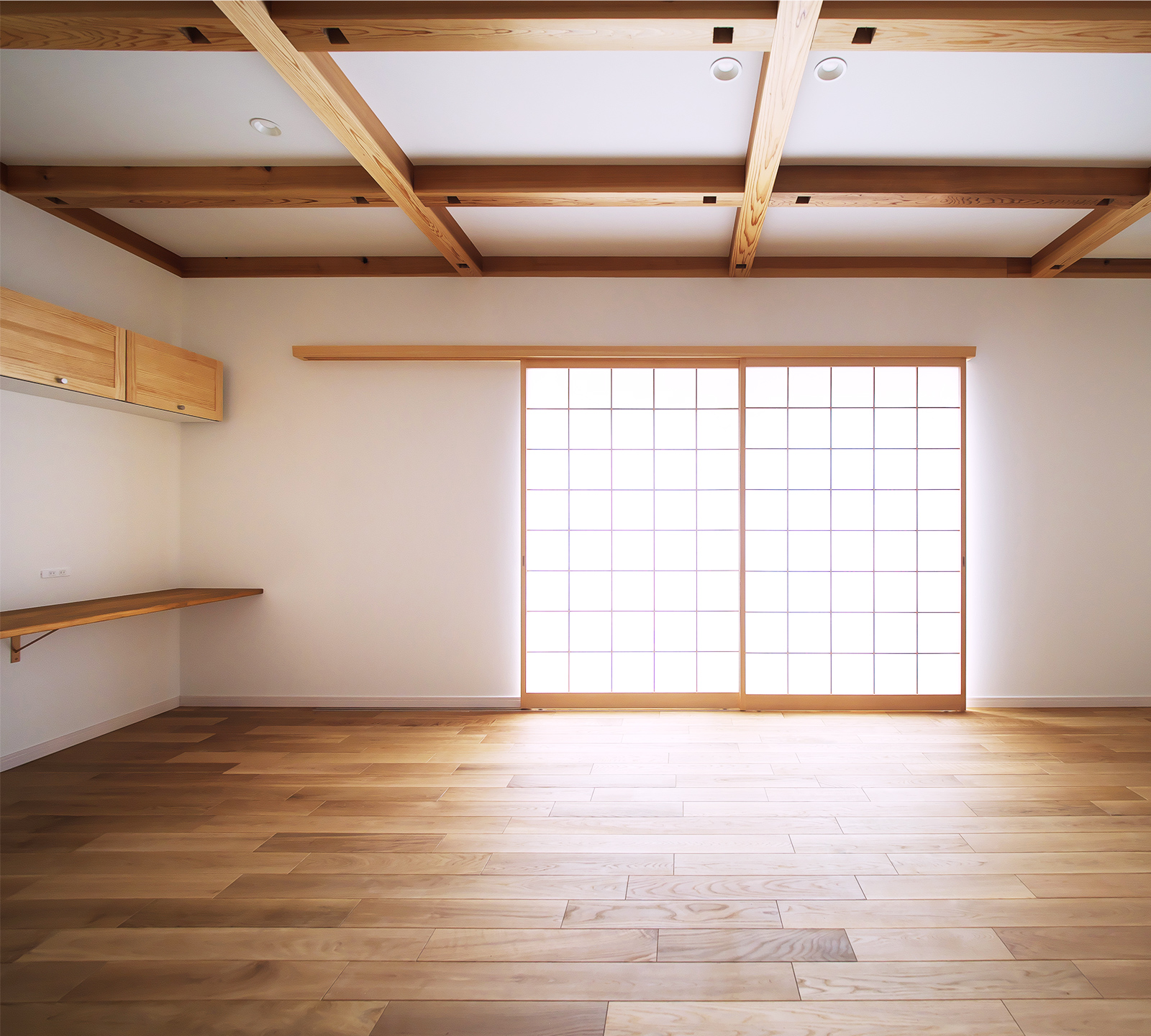 大きな窓でも快適に過ごせる設計に。